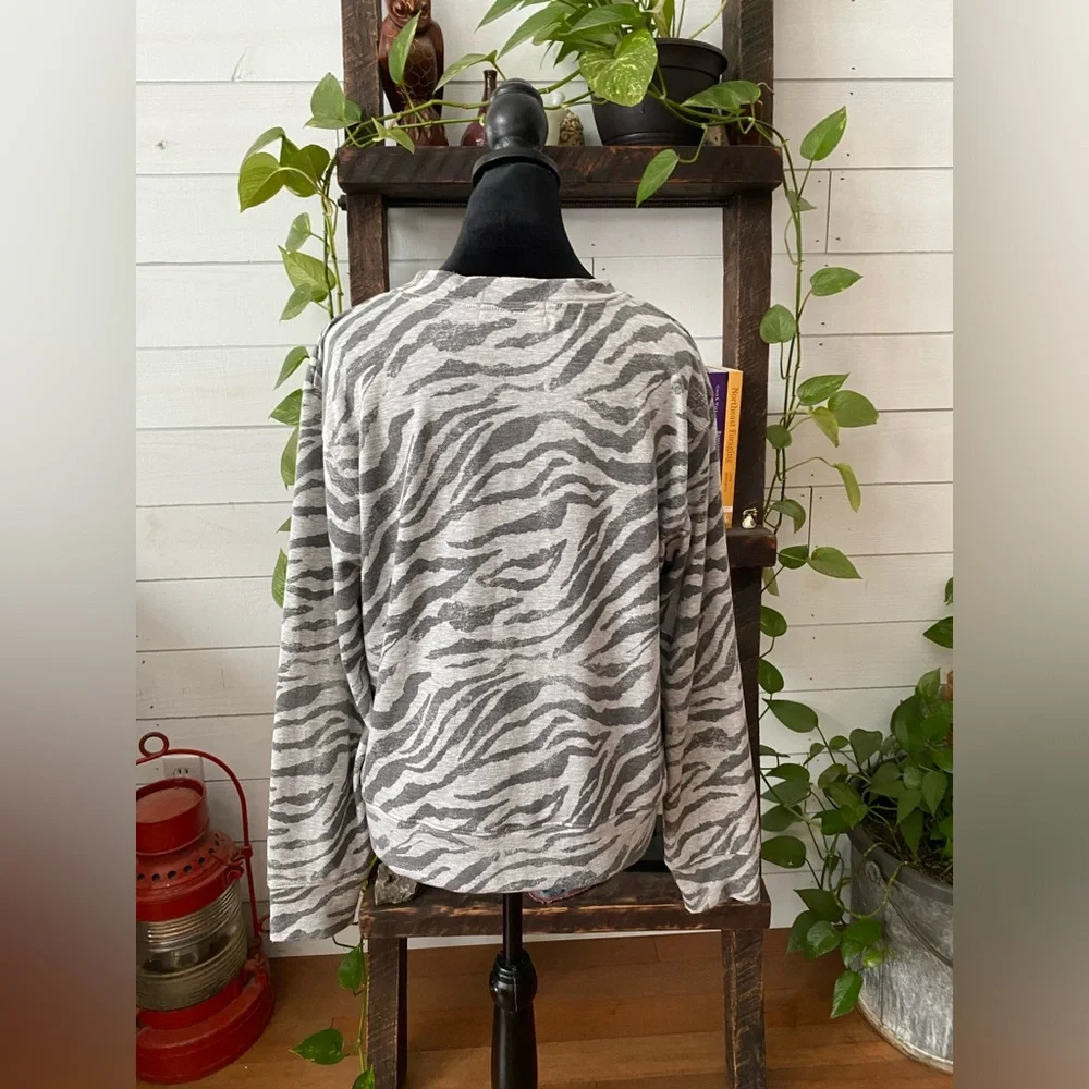 Knox Rose: Gray Zebra Print Sweatshirt with Twist Front